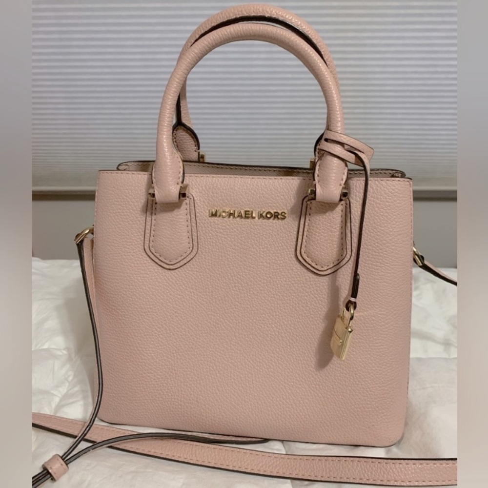 Light Pink Michael Kors Crossbody bag